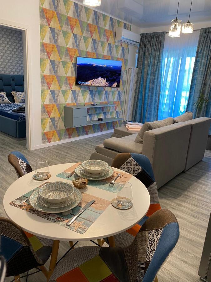 Elysse Sunrise Apartment Mamaia Esterno foto
