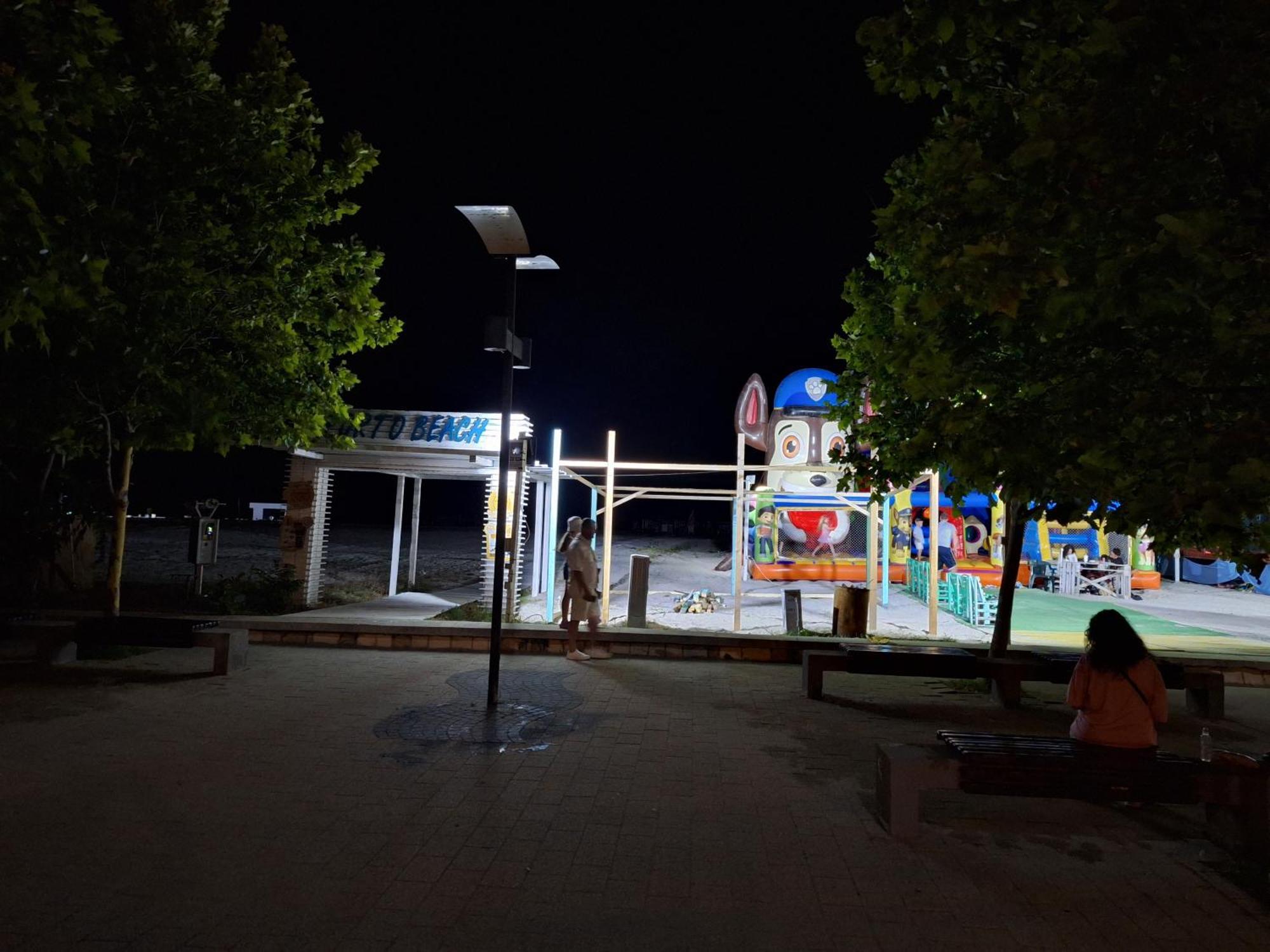 Elysse Sunrise Apartment Mamaia Esterno foto