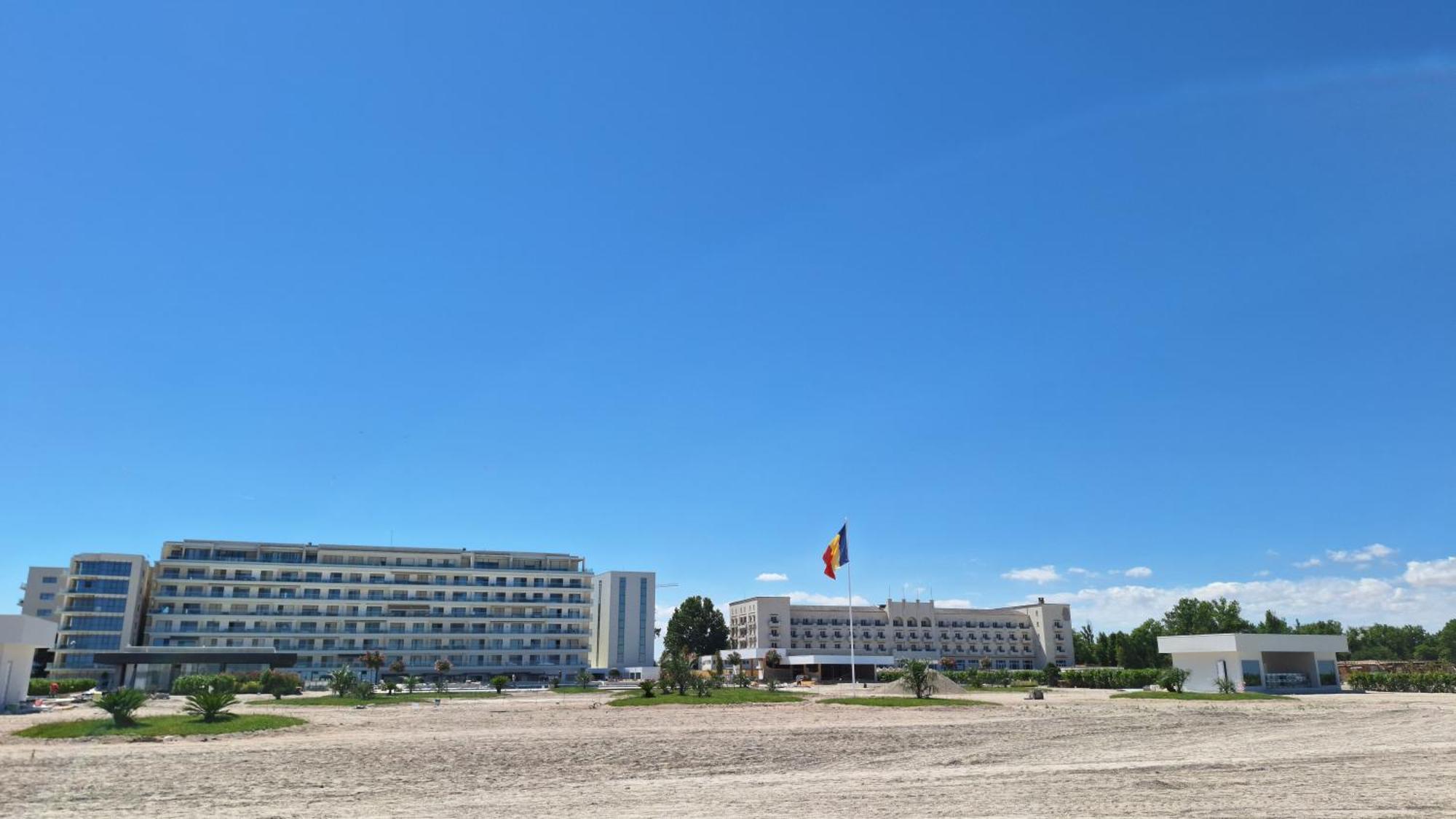 Elysse Sunrise Apartment Mamaia Esterno foto